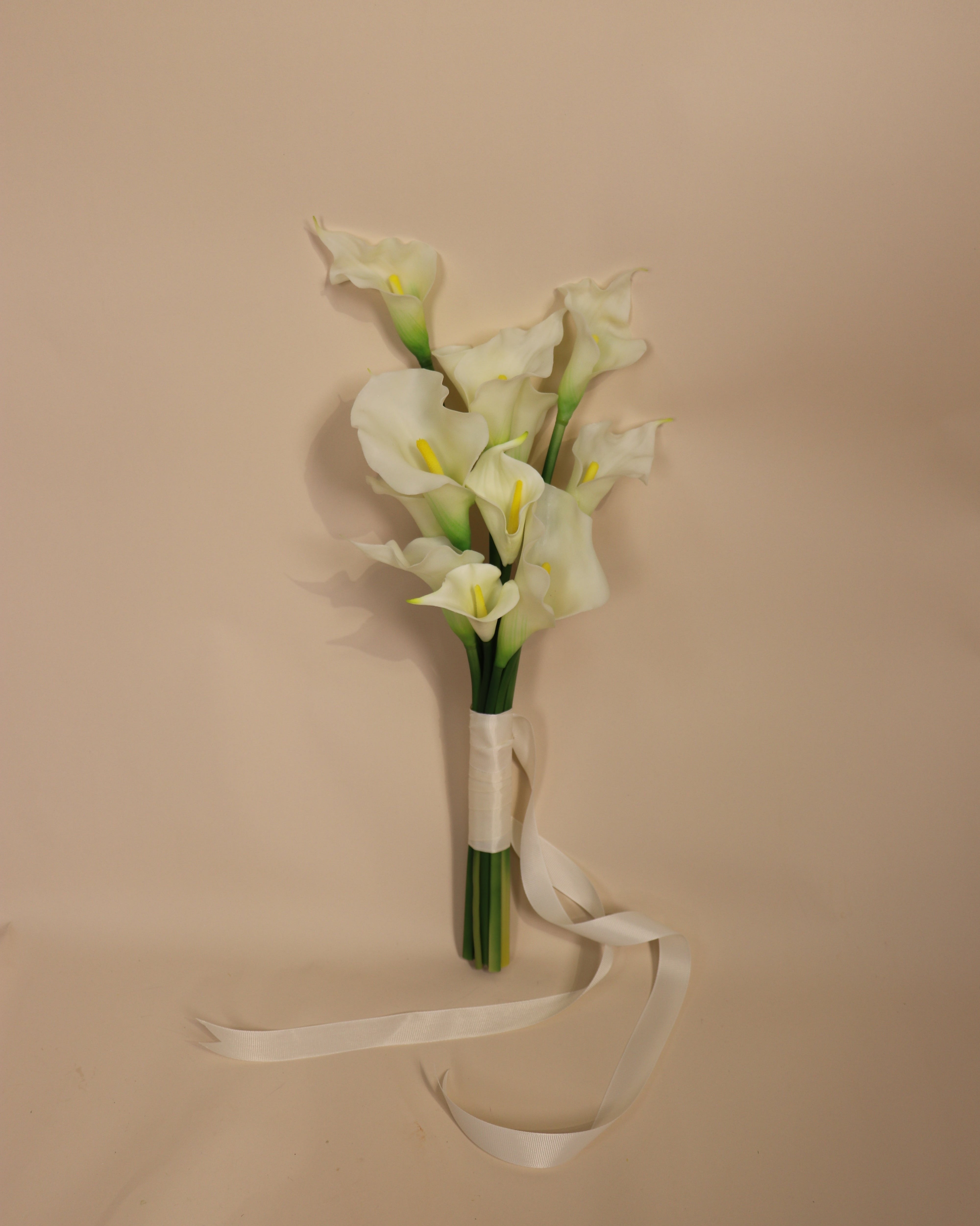 Minimalist Calla Lily - Bouquets (3 sizes)