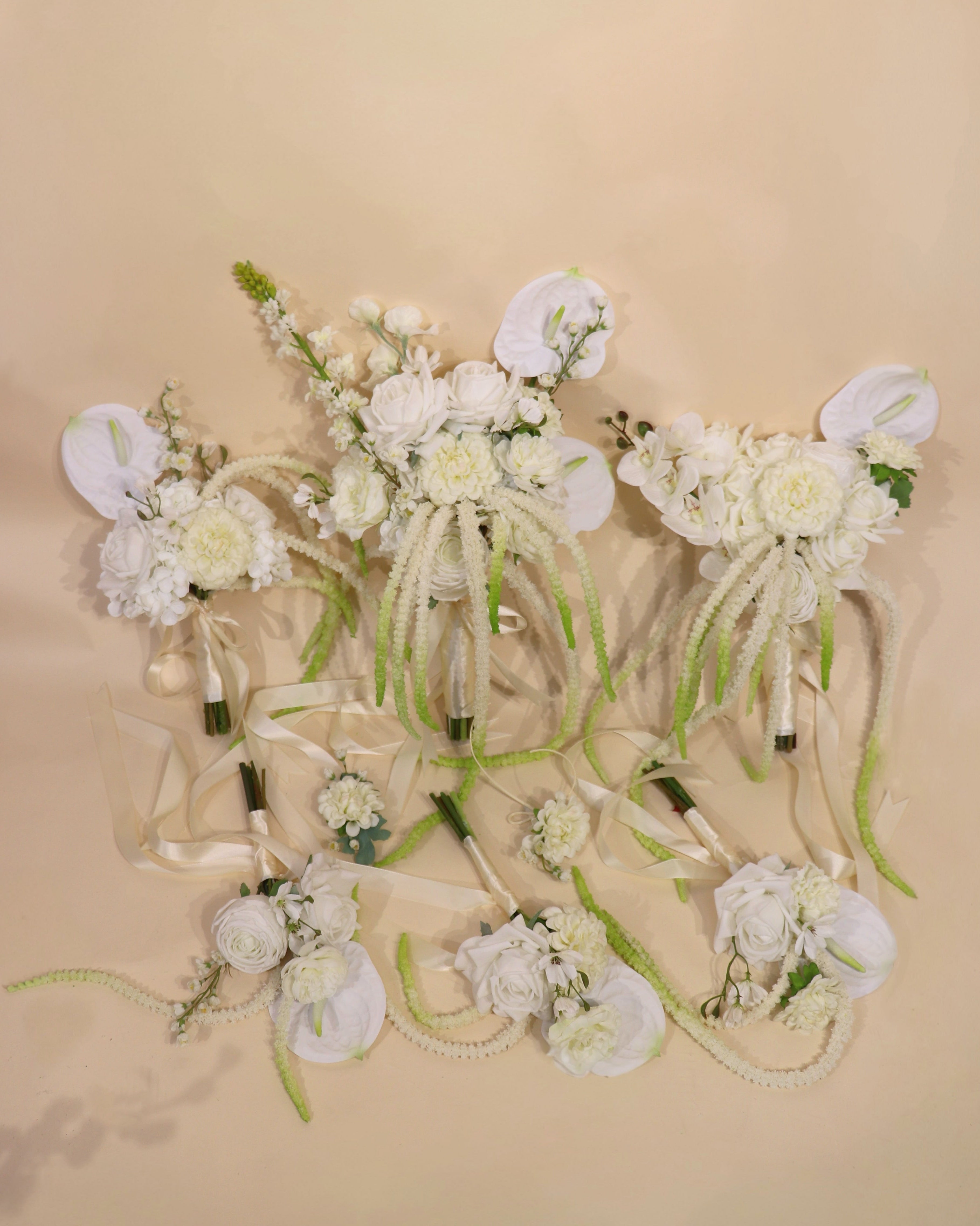 Ethereal White - Isle Arrangement