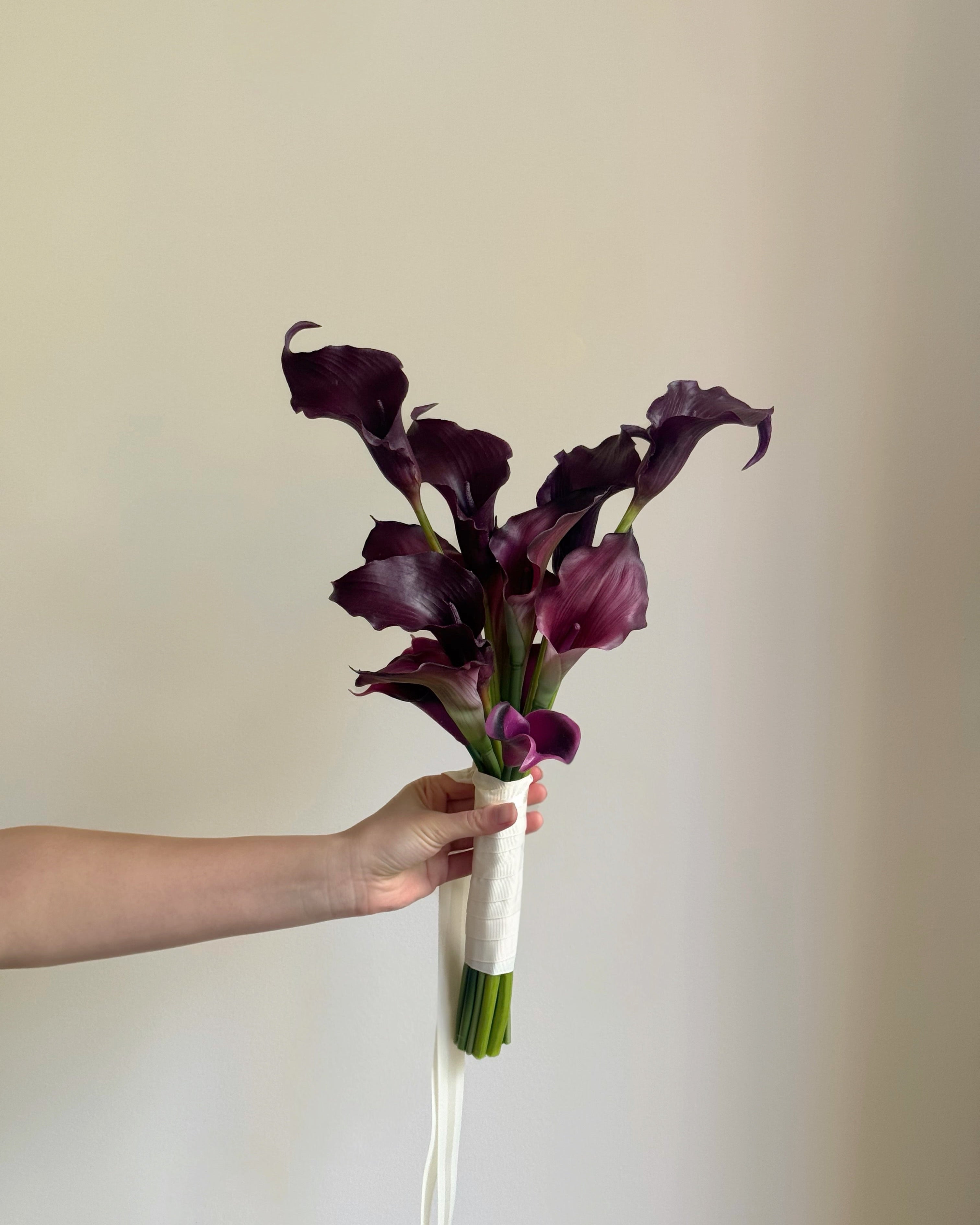 Burgundy Calla Lily - Bouquets (3 sizes)(NEW)