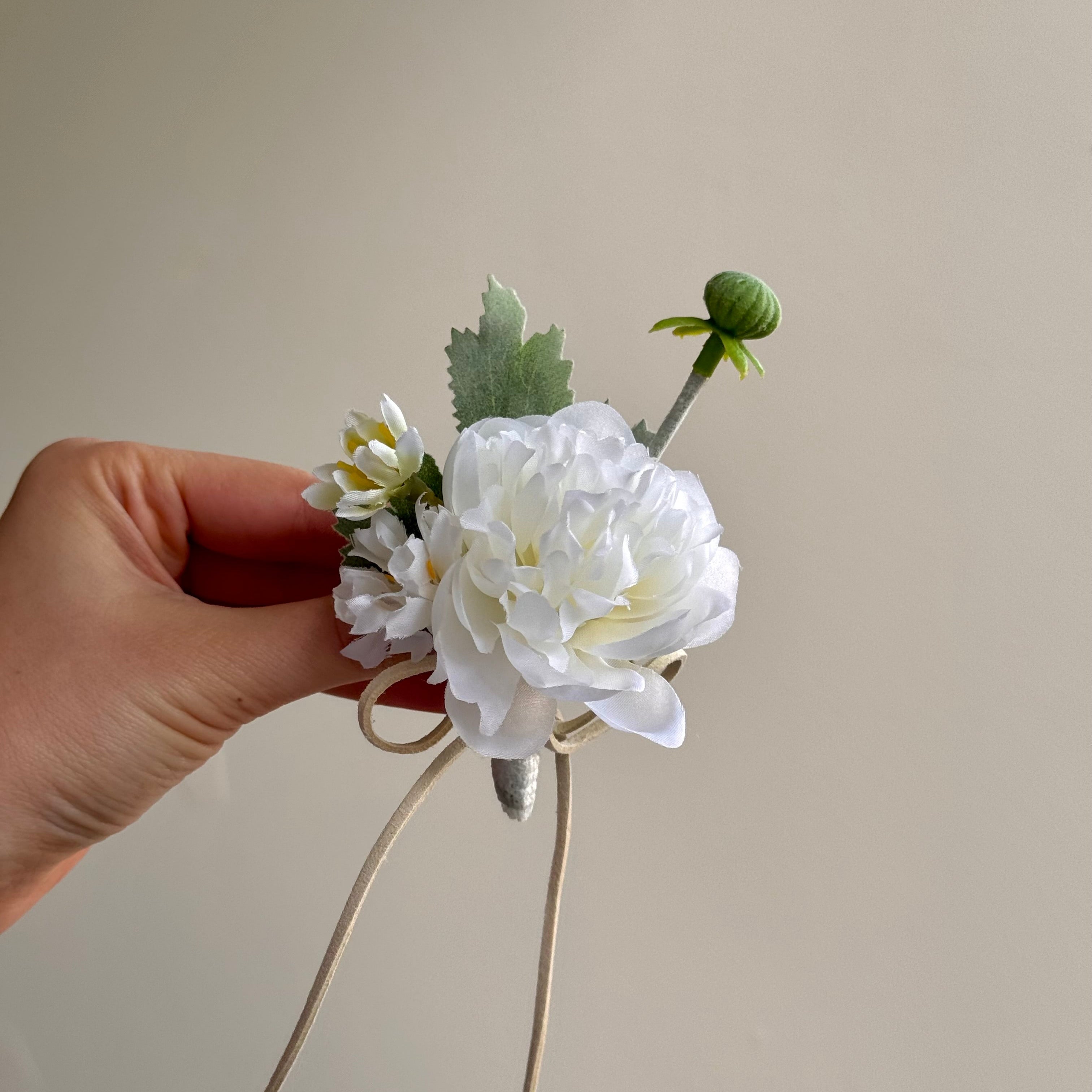 White Collection - Buttonhole
