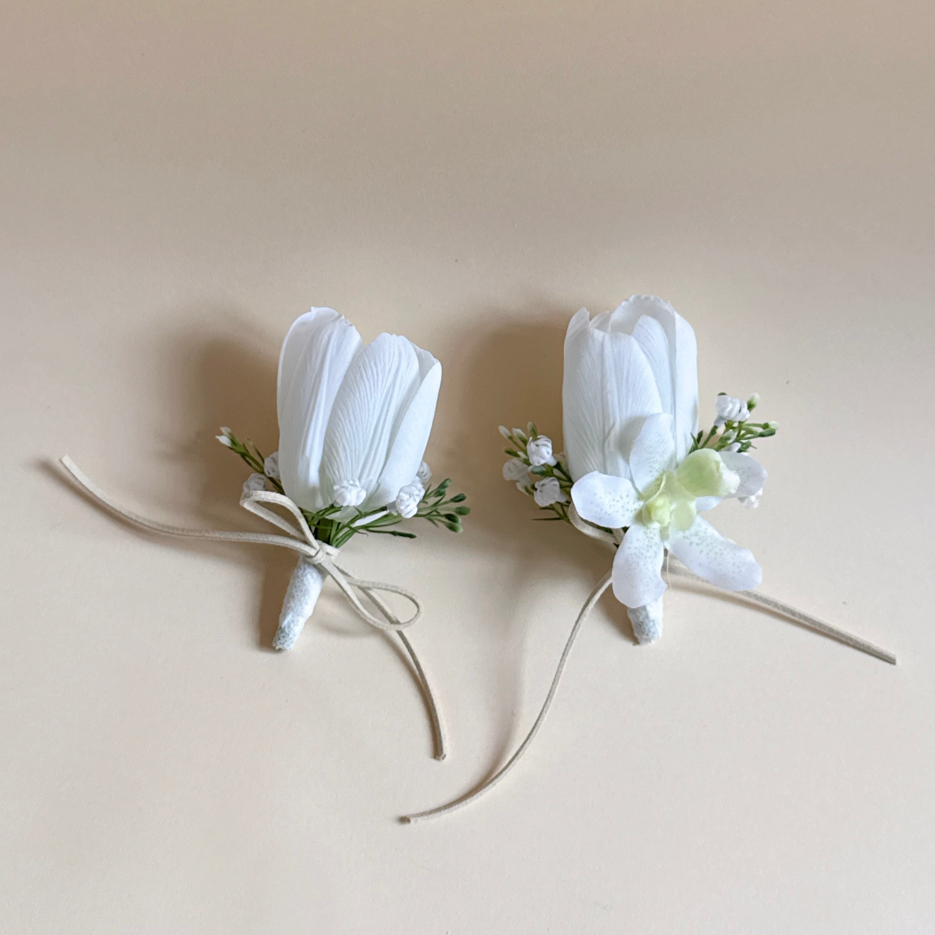 White Tulip - Buttonholes (2 options)