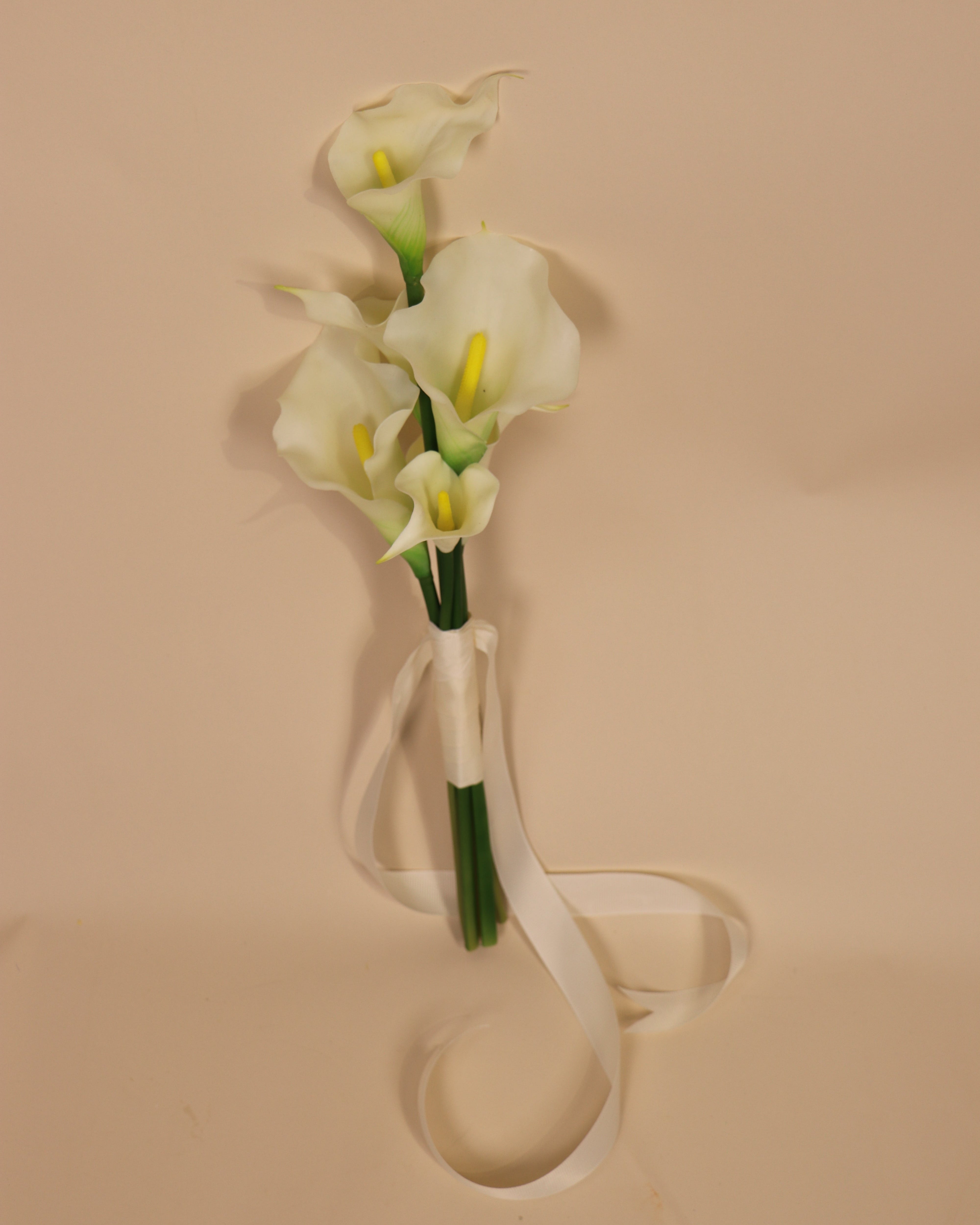 Minimalist Calla Lily - Bouquets (3 sizes)