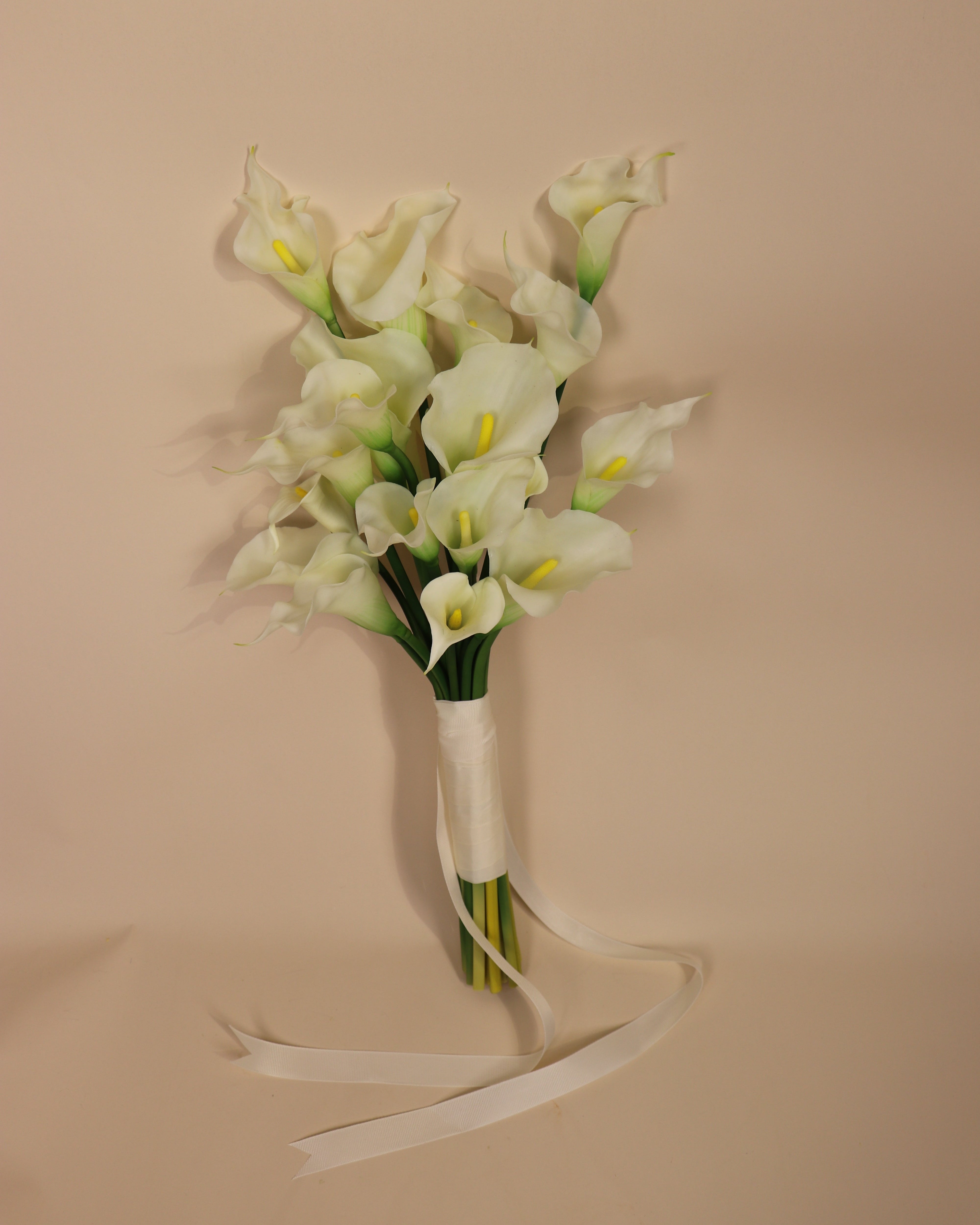 Minimalist Calla Lily - Bouquets (3 sizes)