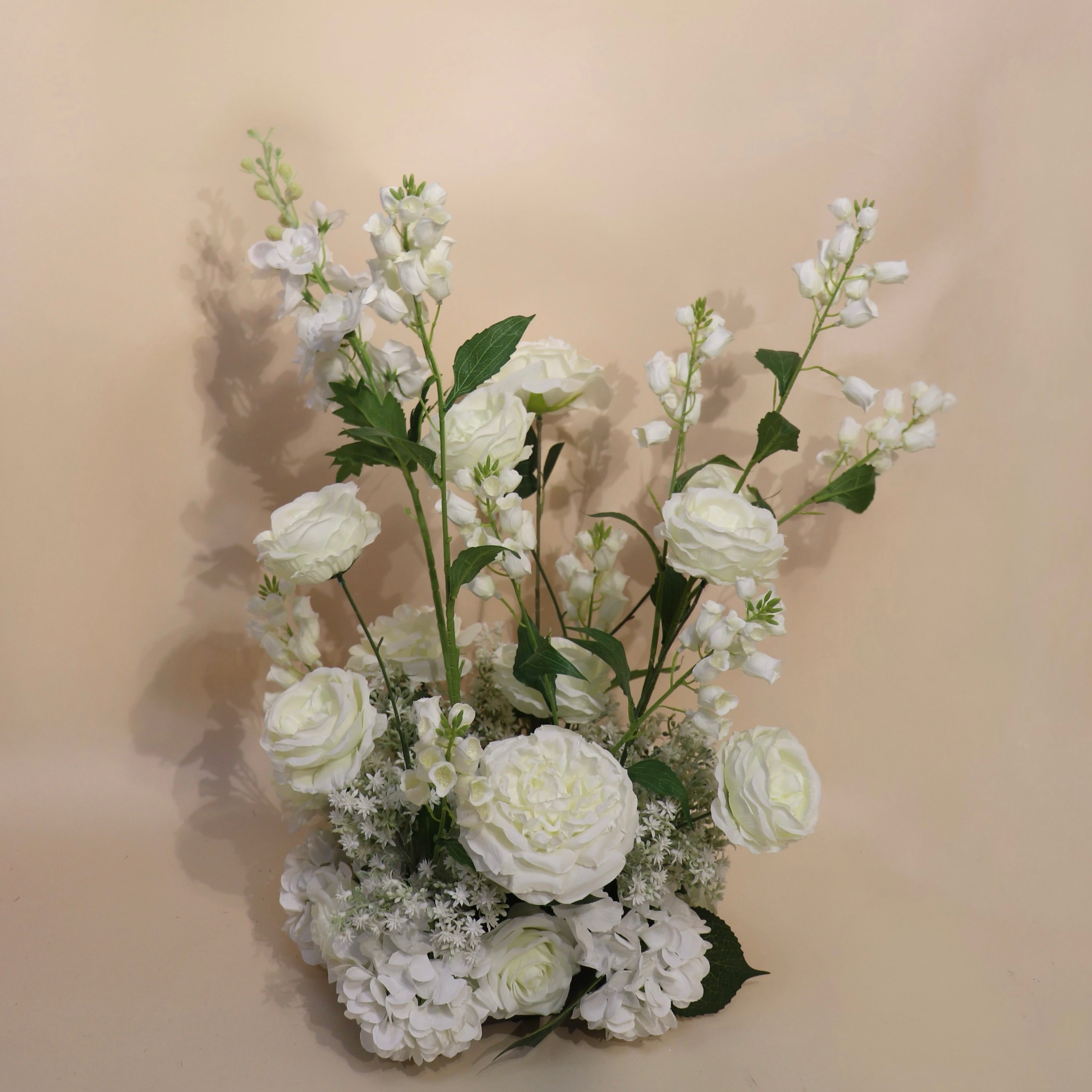White Collection - Isle Arrangement