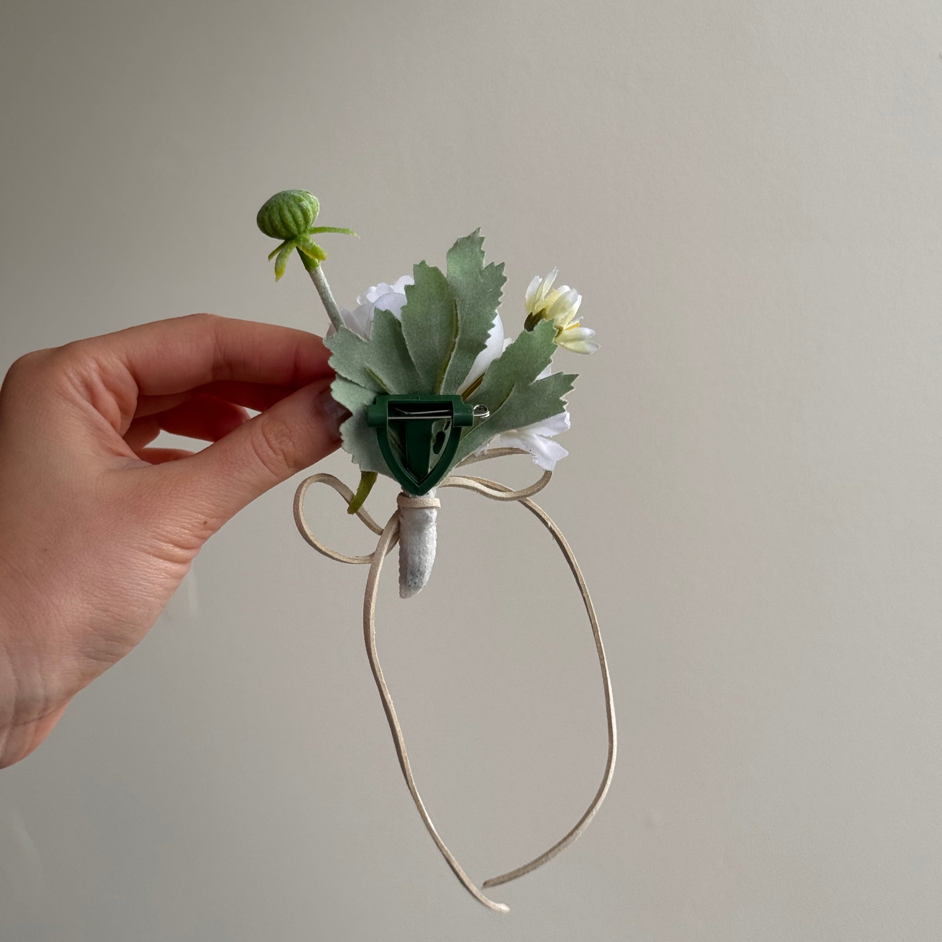 White Collection - Buttonhole