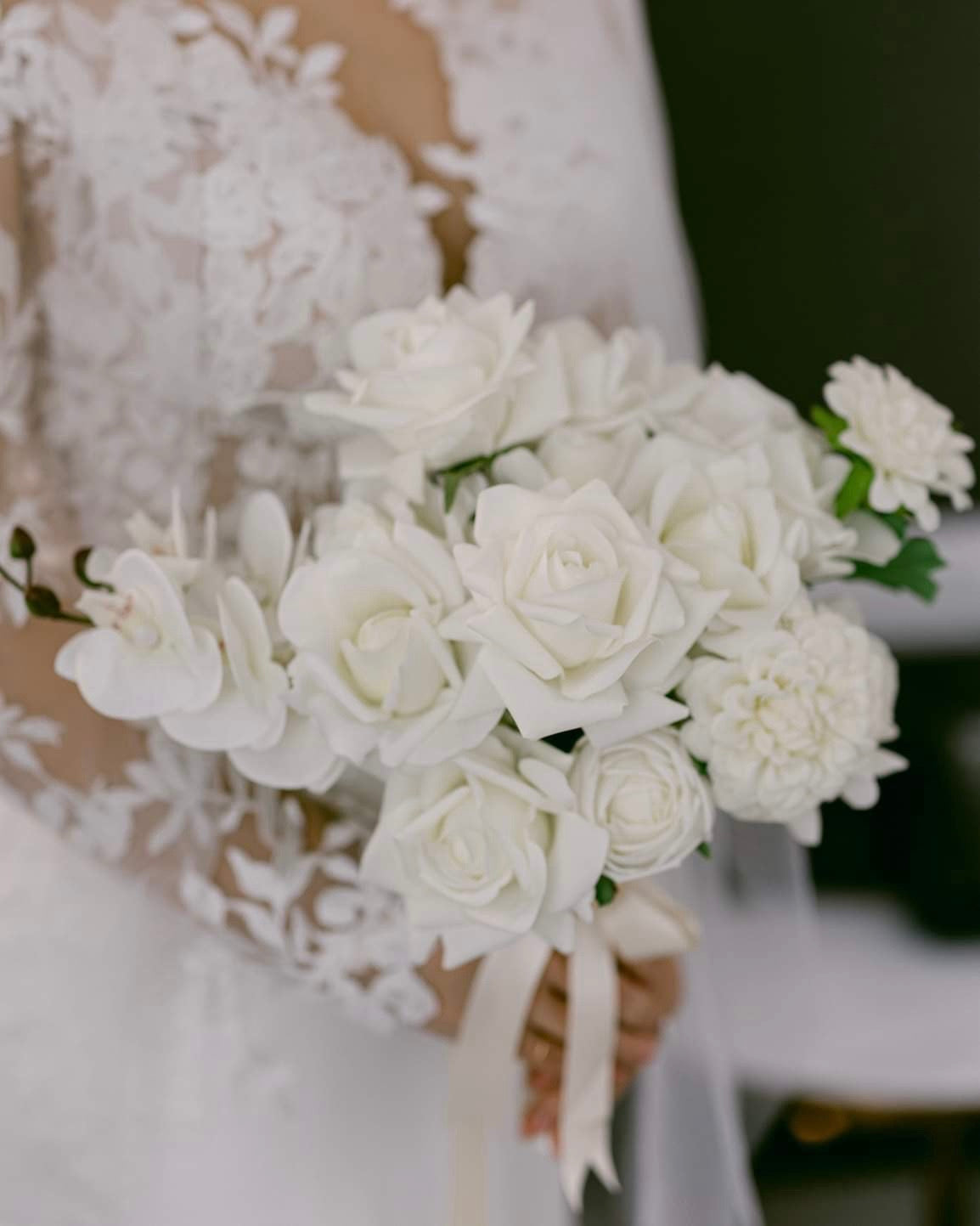 Modern White - Small Bridal/ Bridesmaid Bouquet