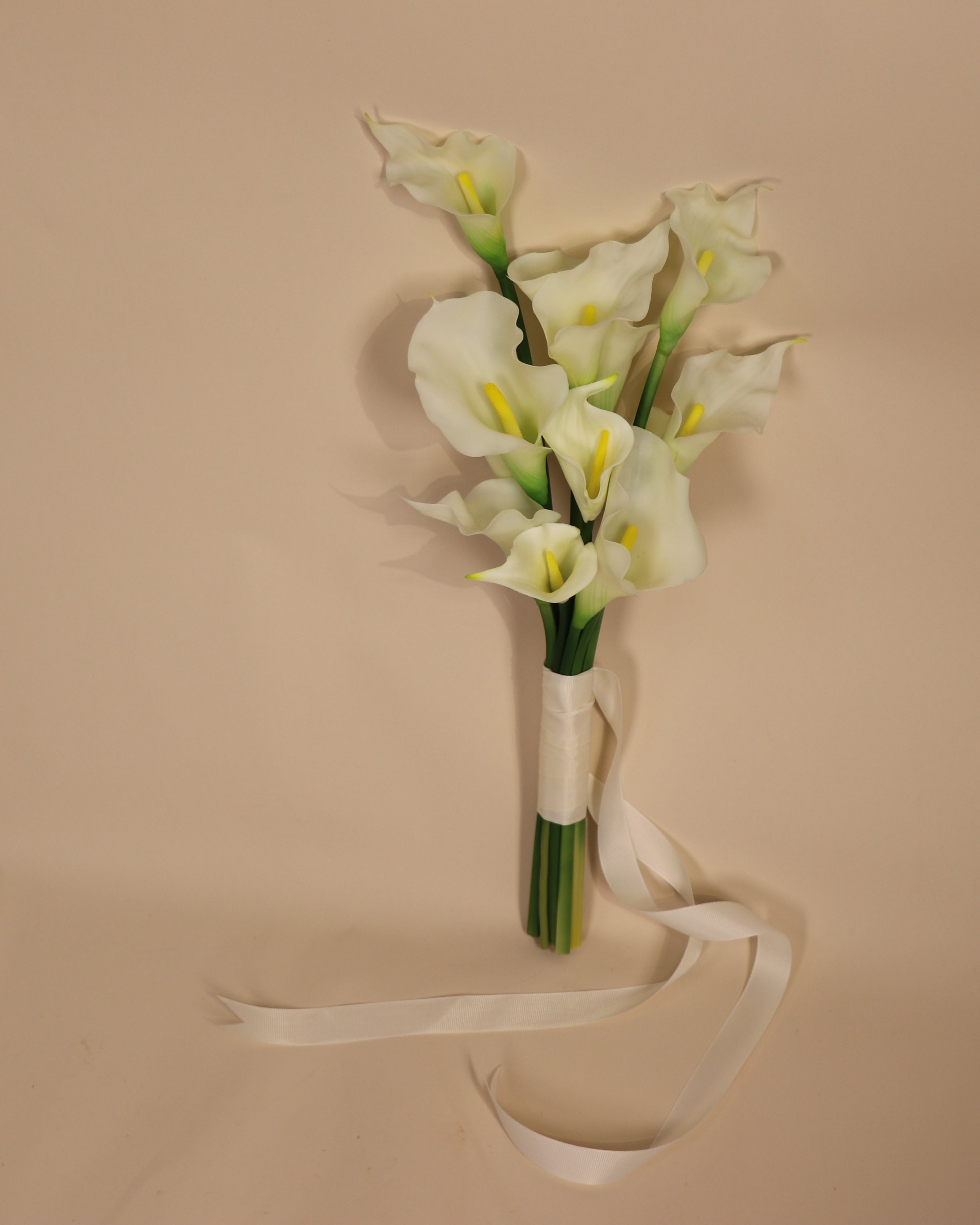 Minimalist Calla Lily - Bouquets (3 sizes)