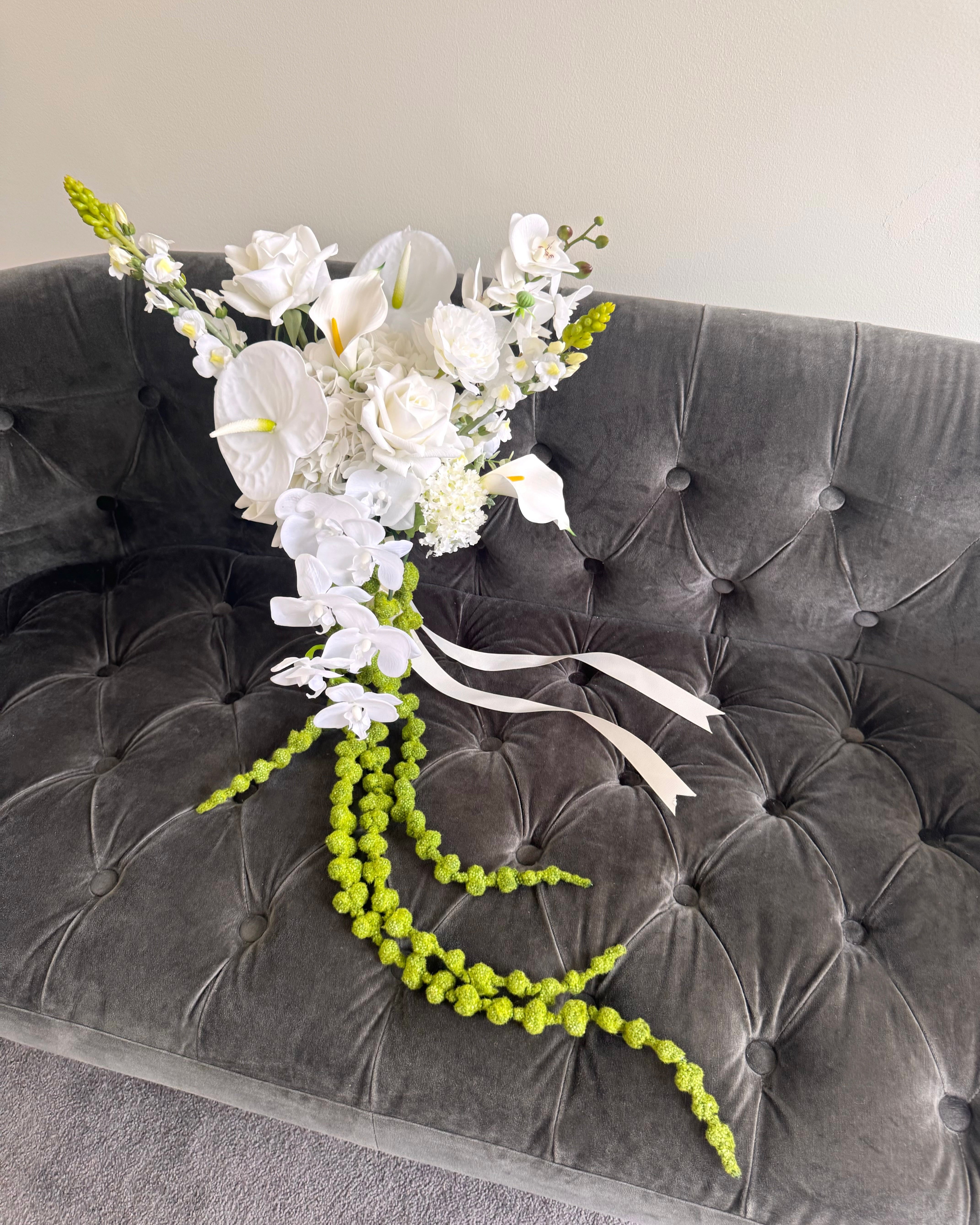 White Collection - Editorial Bridal Bouquet + amaranth