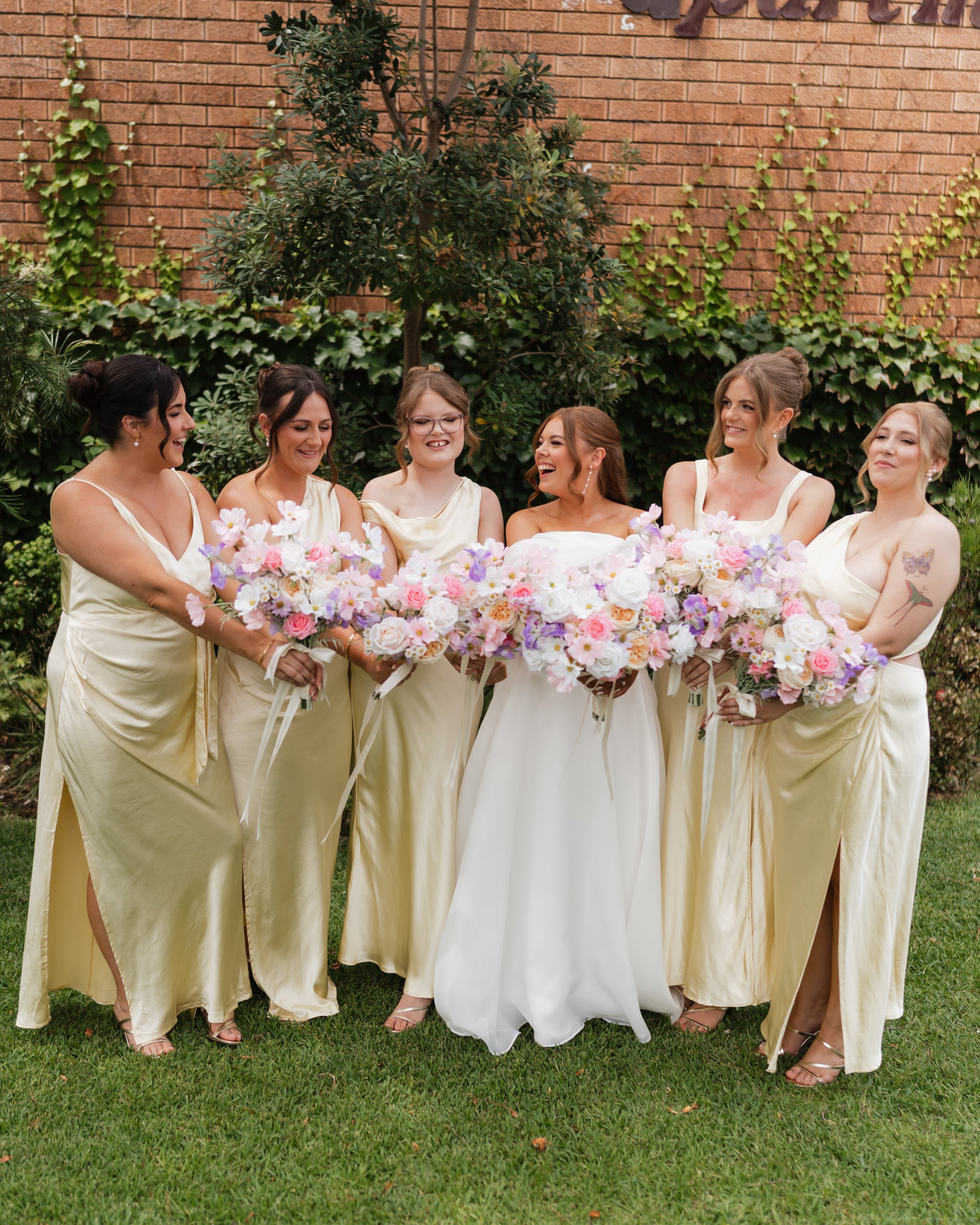 Daisies and Dreams - Bouquets (3 sizes)