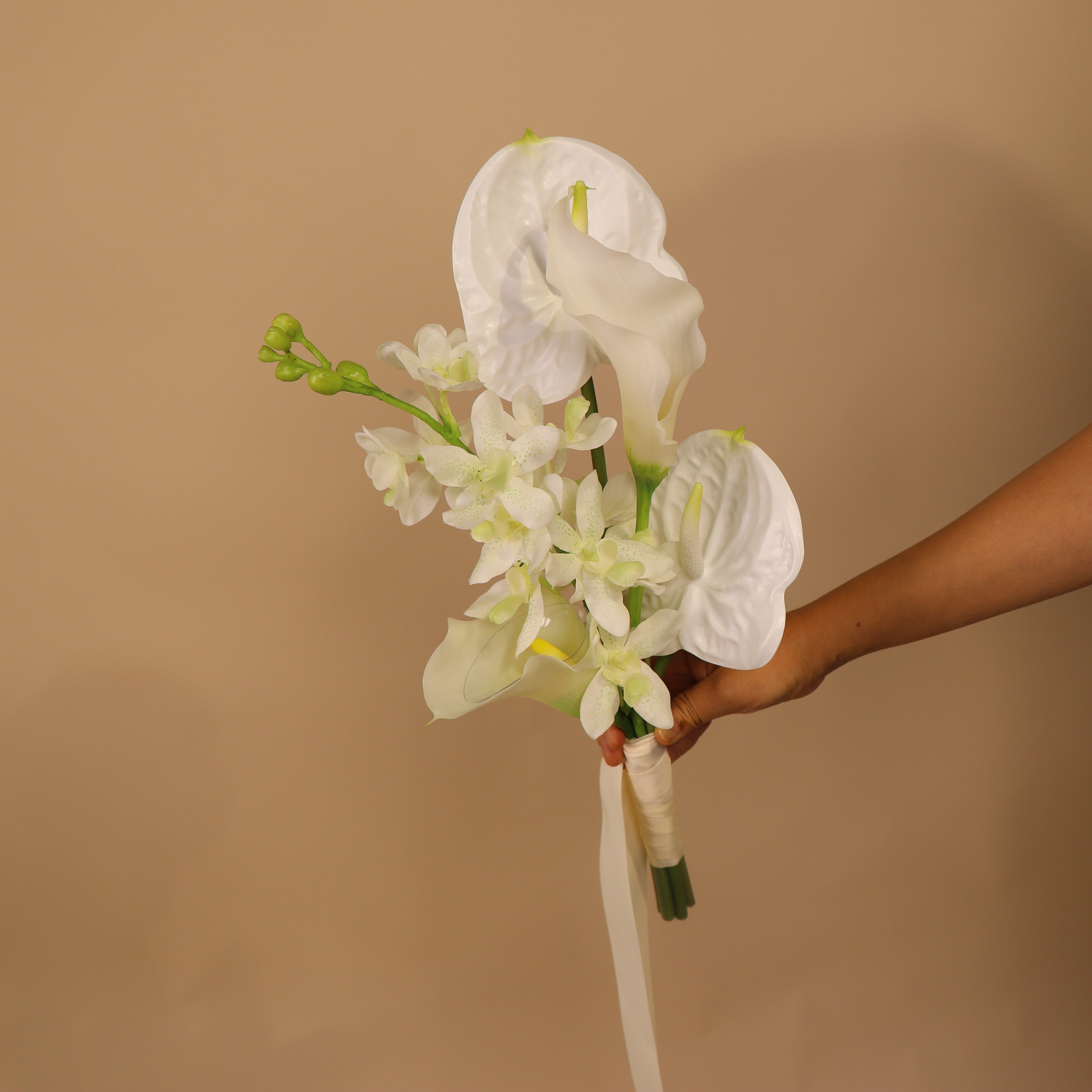 Pearl Allure - Mini Bouquet