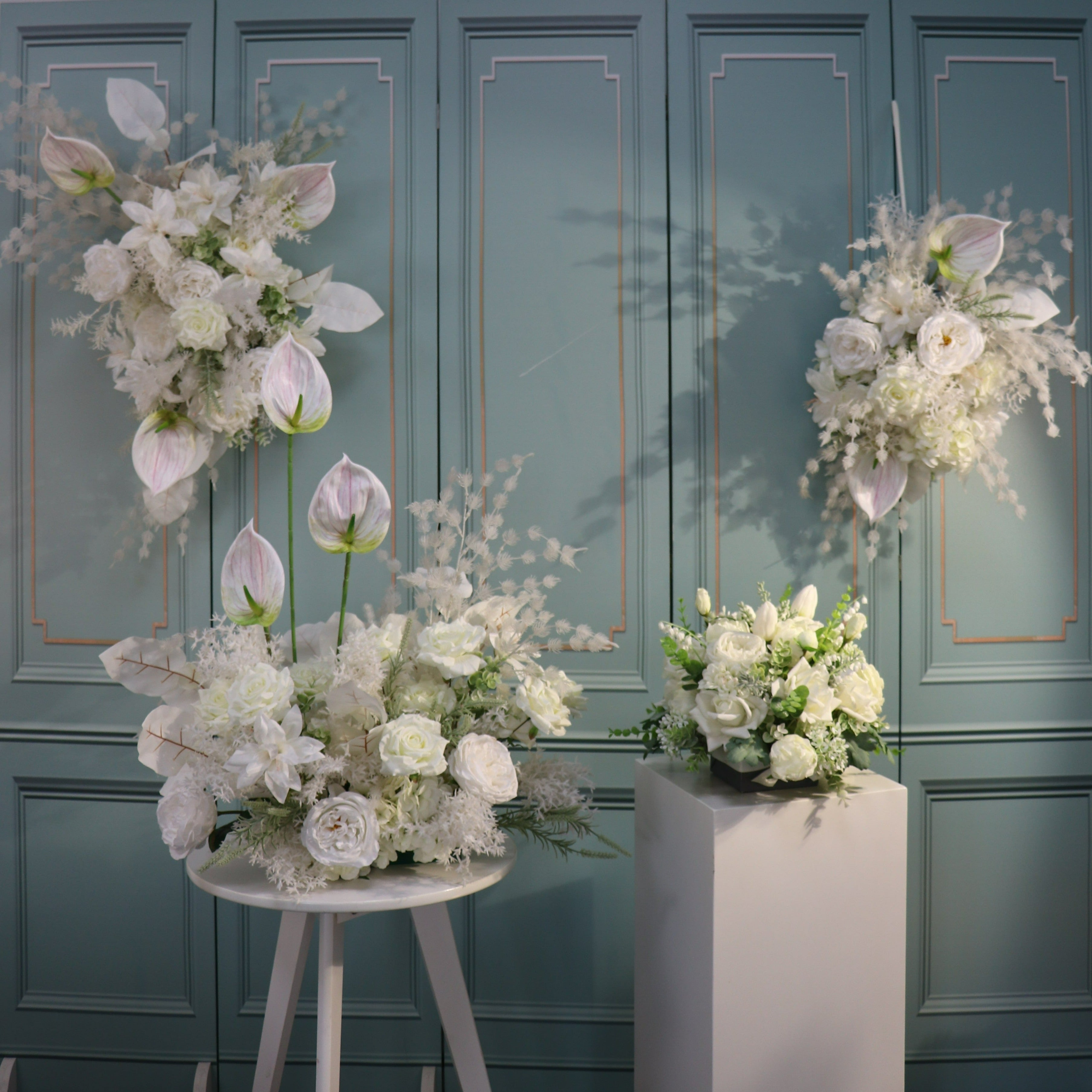 Elegant White - Arrangements (3 sizes)