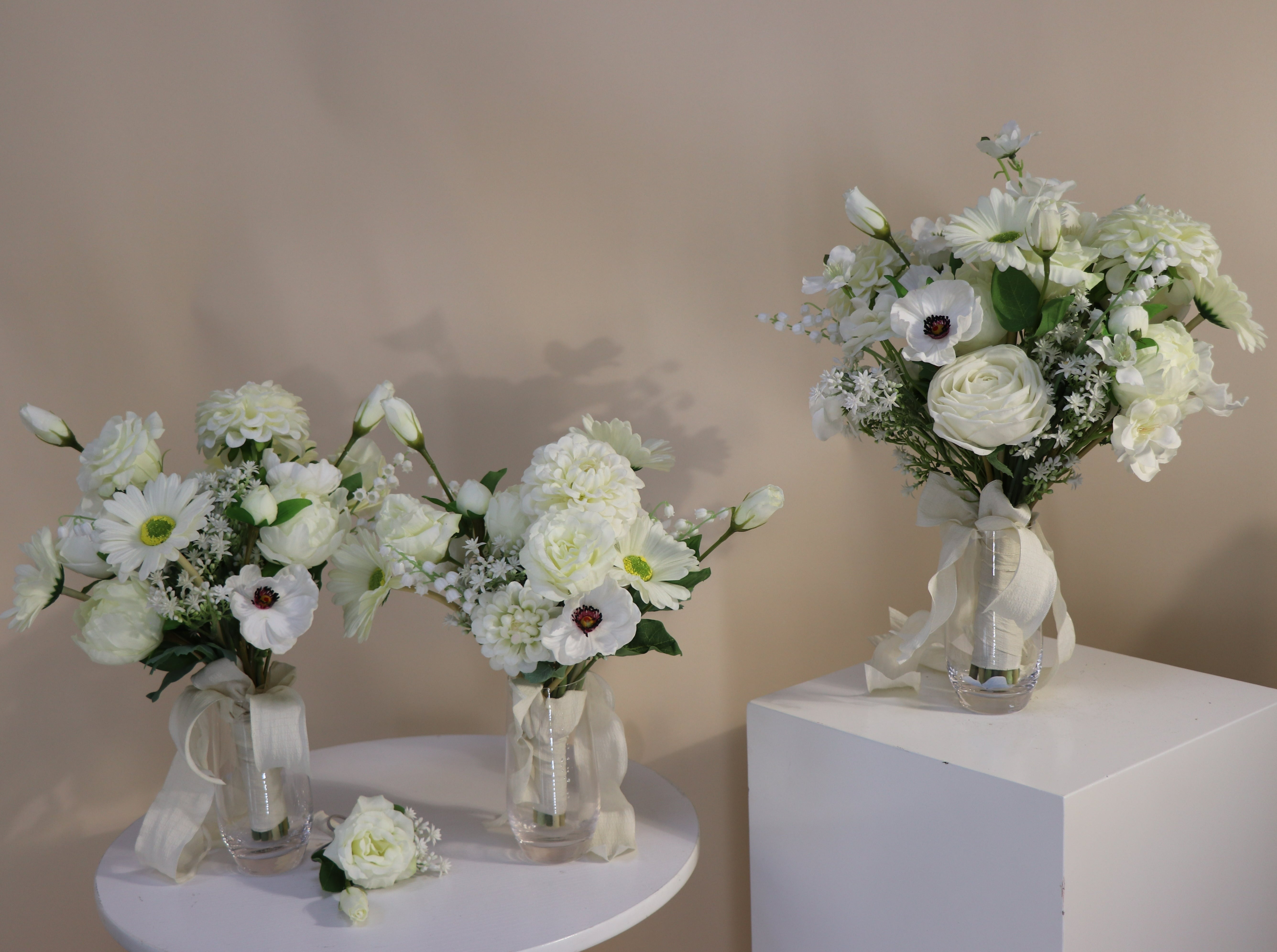 Garden White - Bouquets (3 sizes)