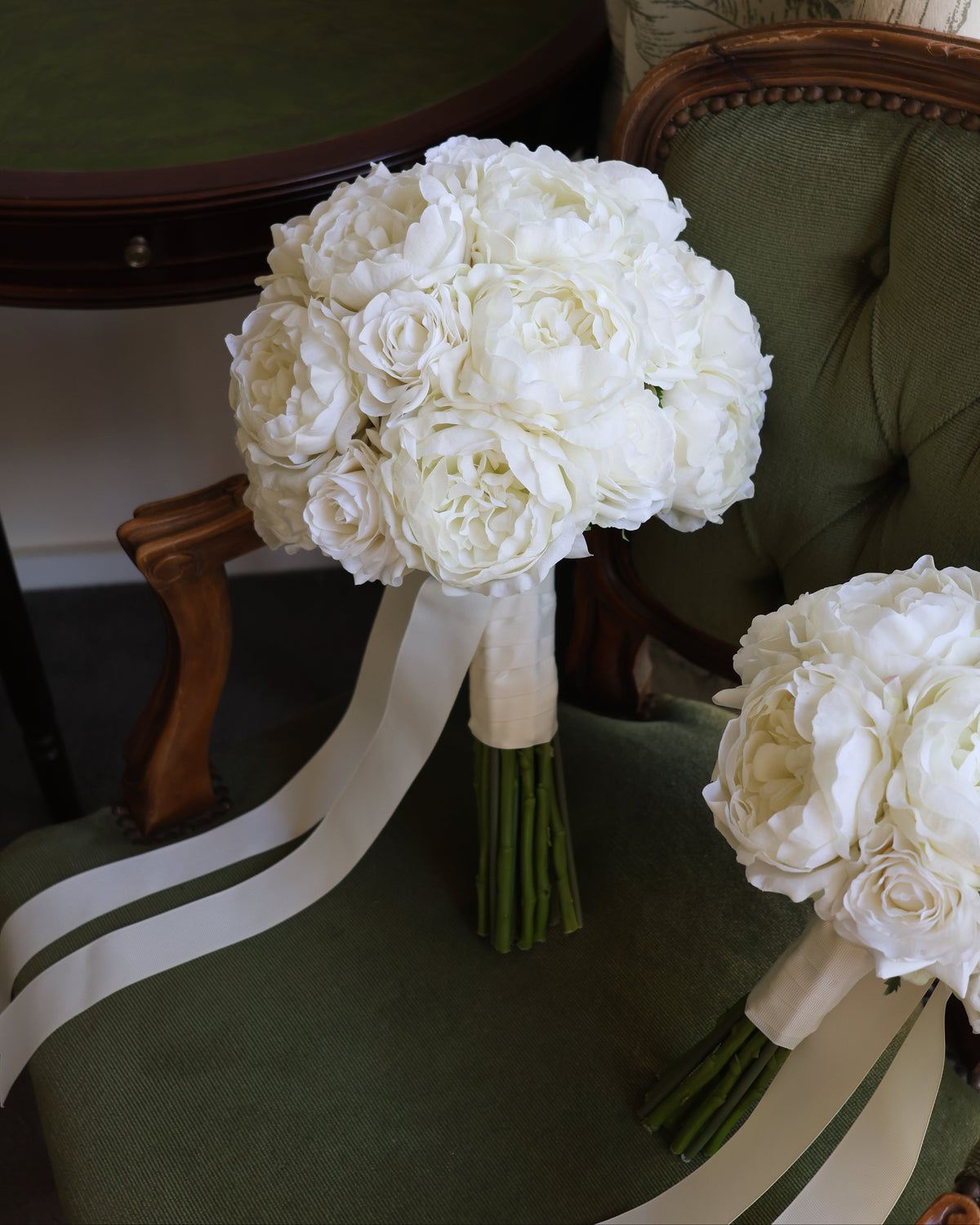 White peony bouquets in large and medium sizes
