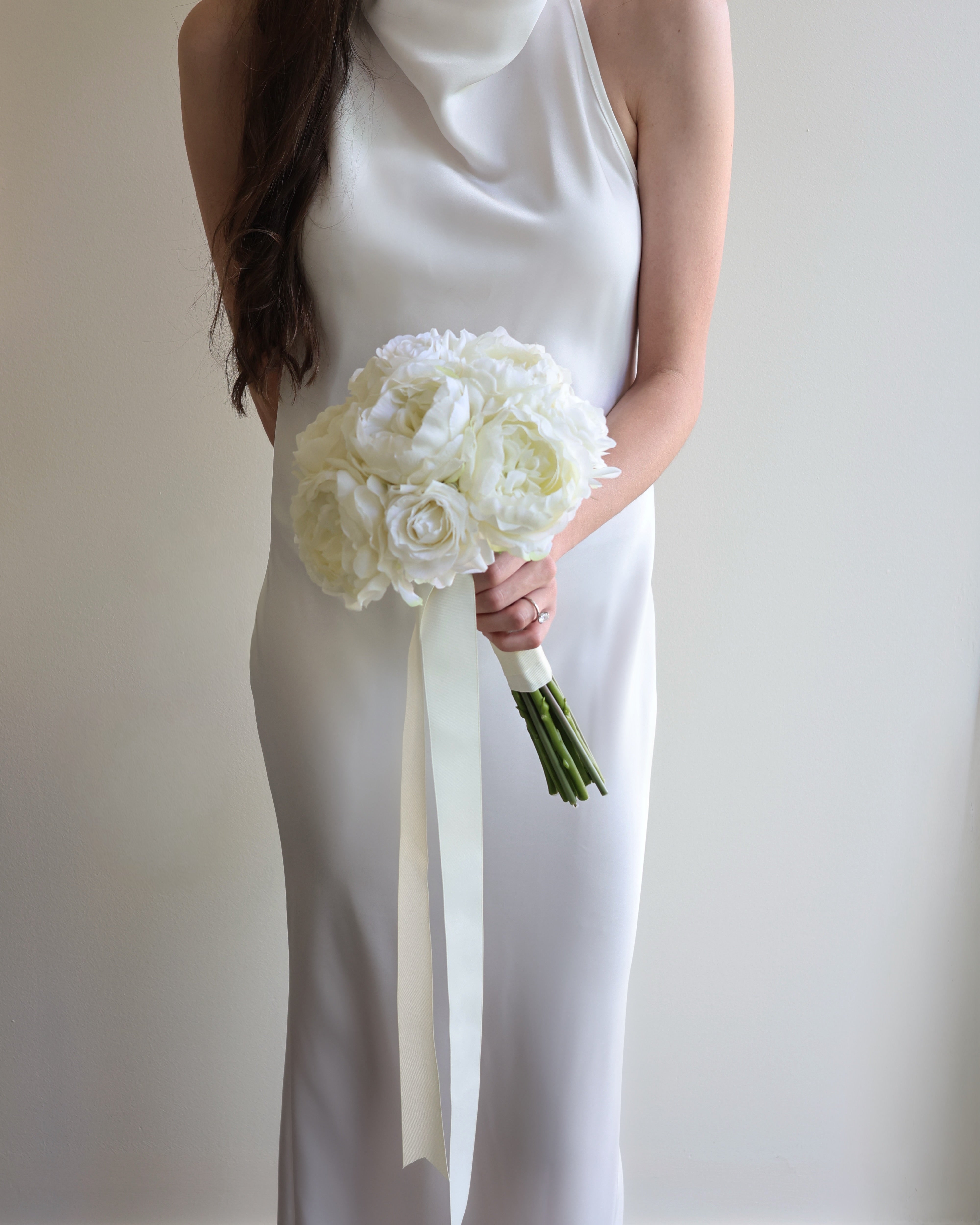 White Peony - bouquets (2 sizes)(NEW)