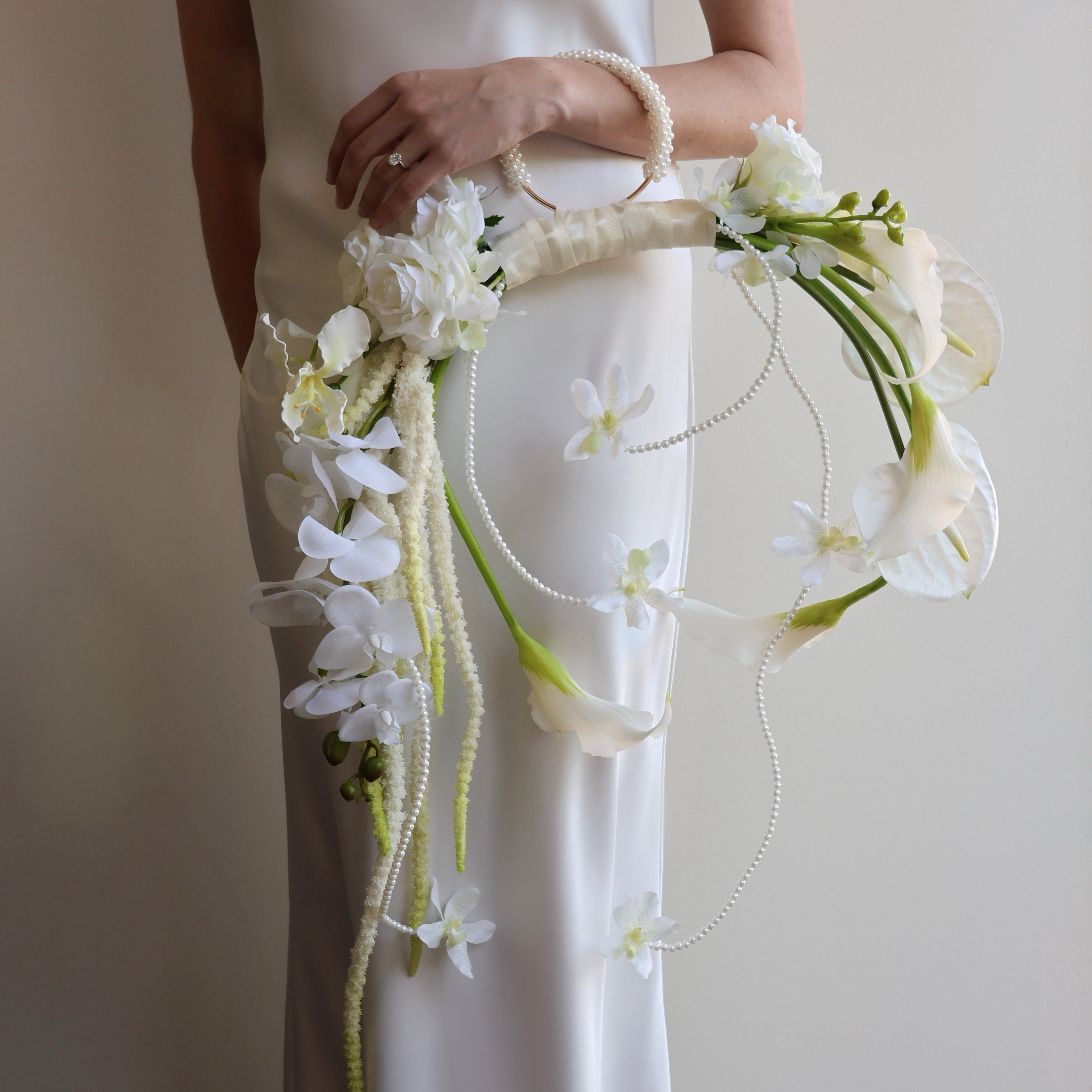Pearl Allure - Handbag Bridal Bouquet