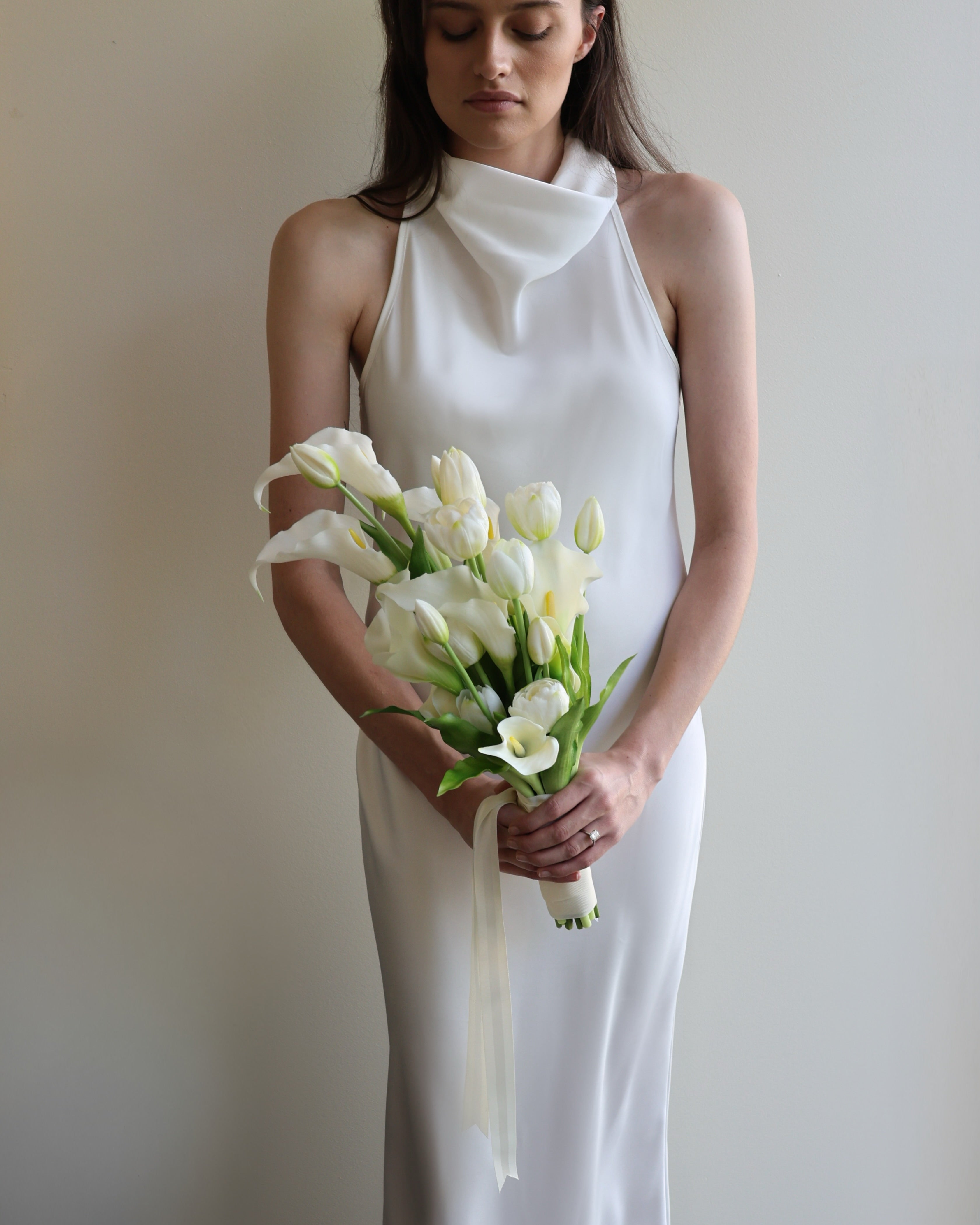 Tulip + Calla Lily - Arm Bridal Bouquet (NEW)