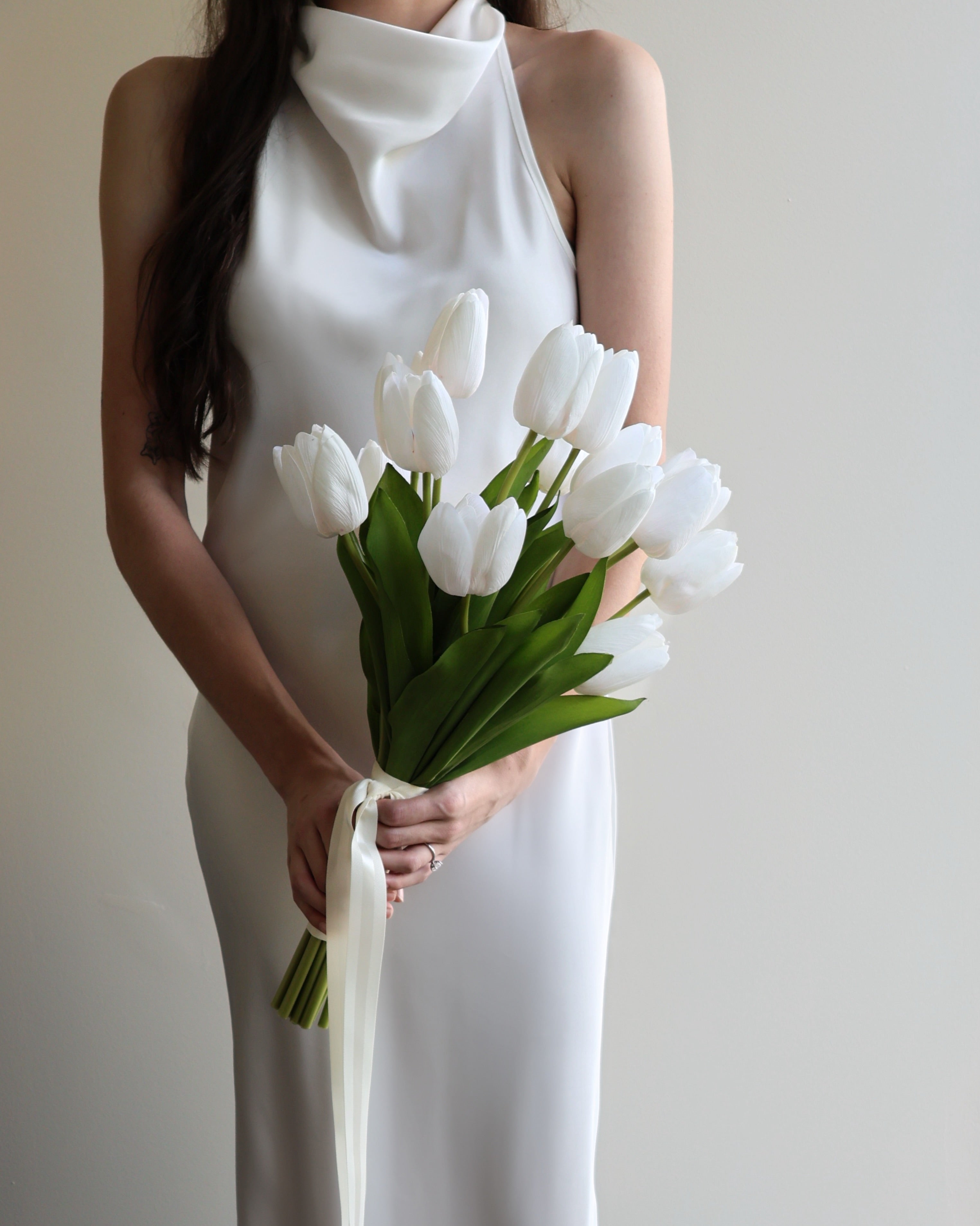 White Tulip - bouquets (3 sizes) (NEW)