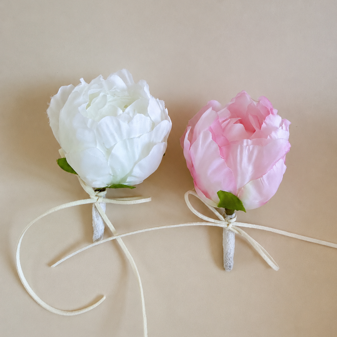 Peony - Buttonholes (2 colours)