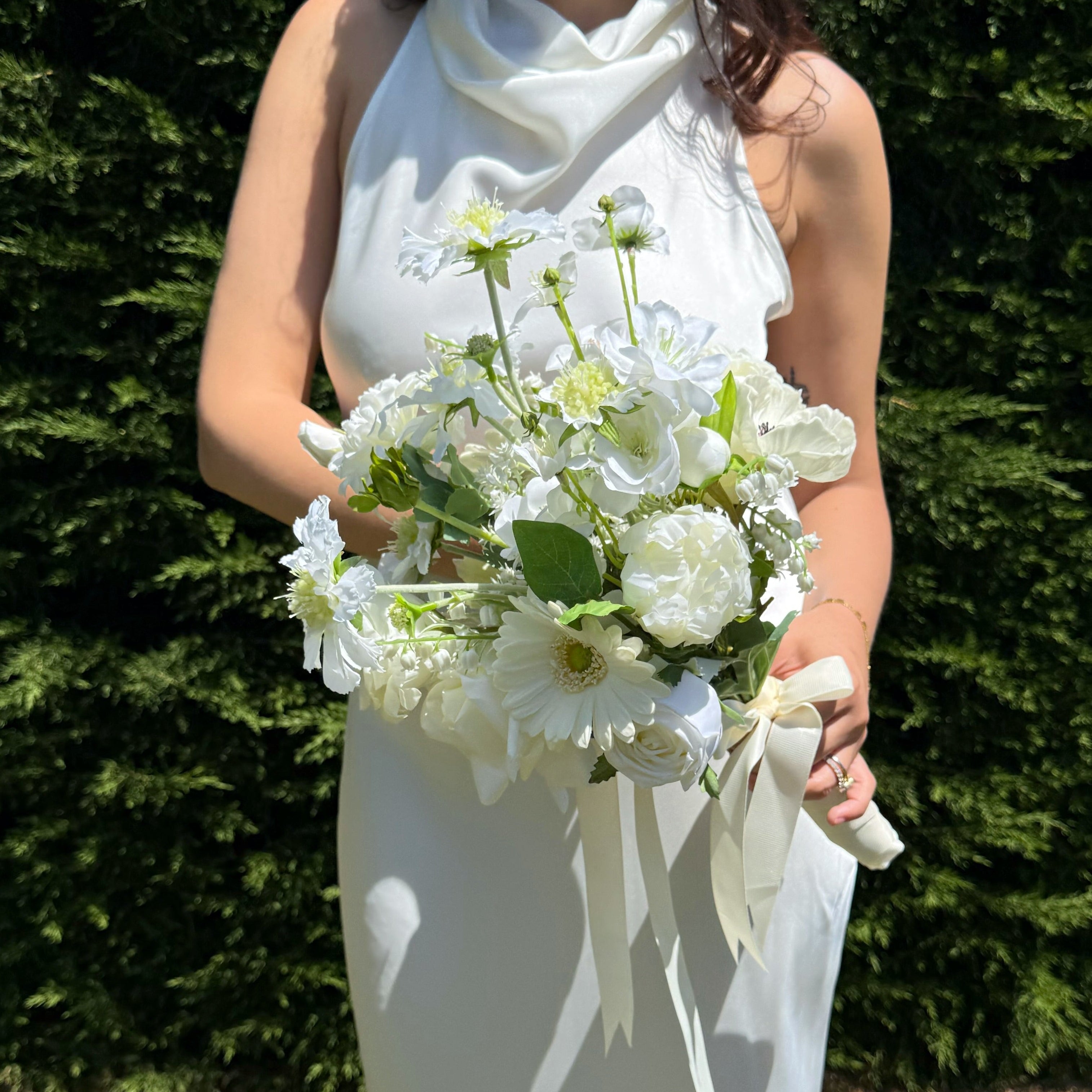 Garden White - Bouquets (3 sizes)