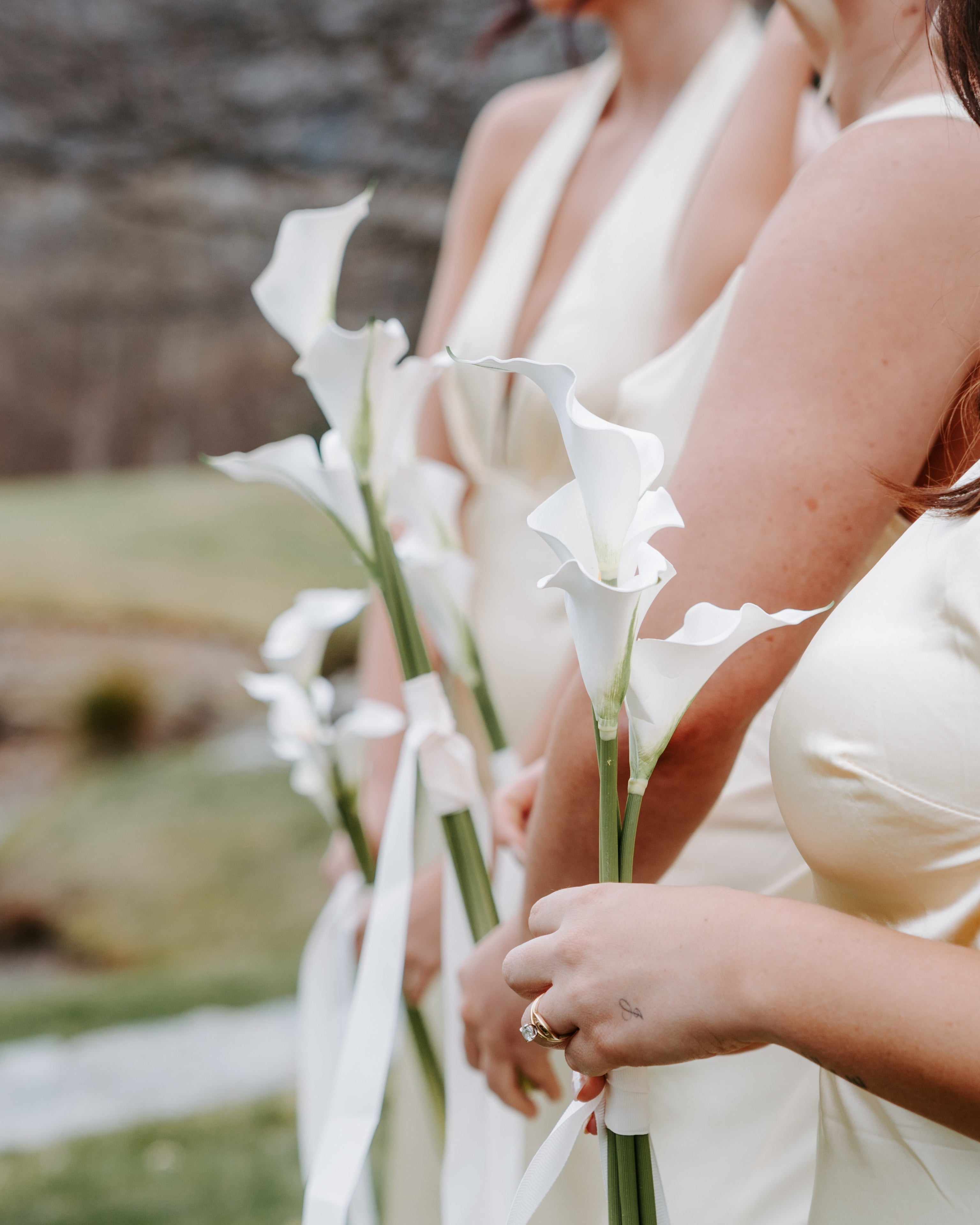 Chic Calla Lily - Bouquets (2 sizes)