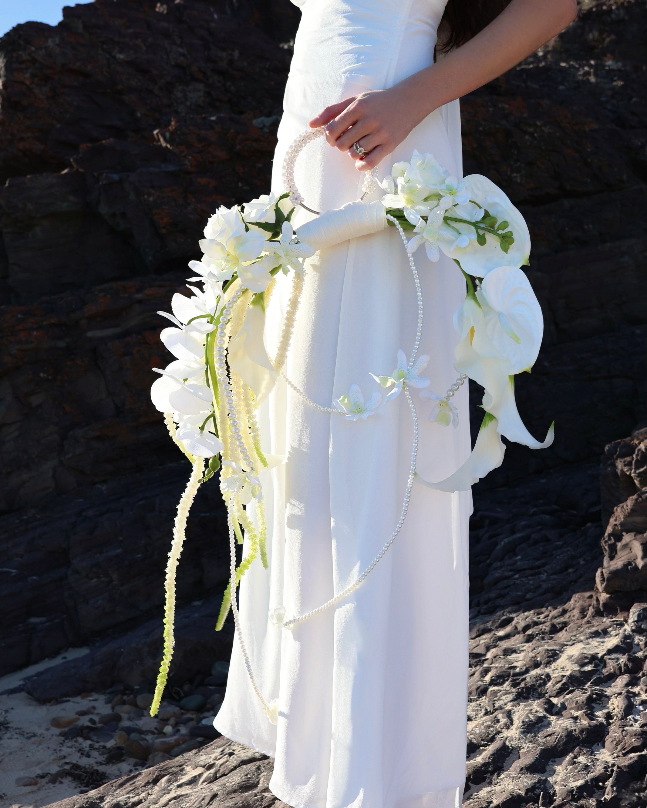 Pearl Allure - Handbag Bridal Bouquet