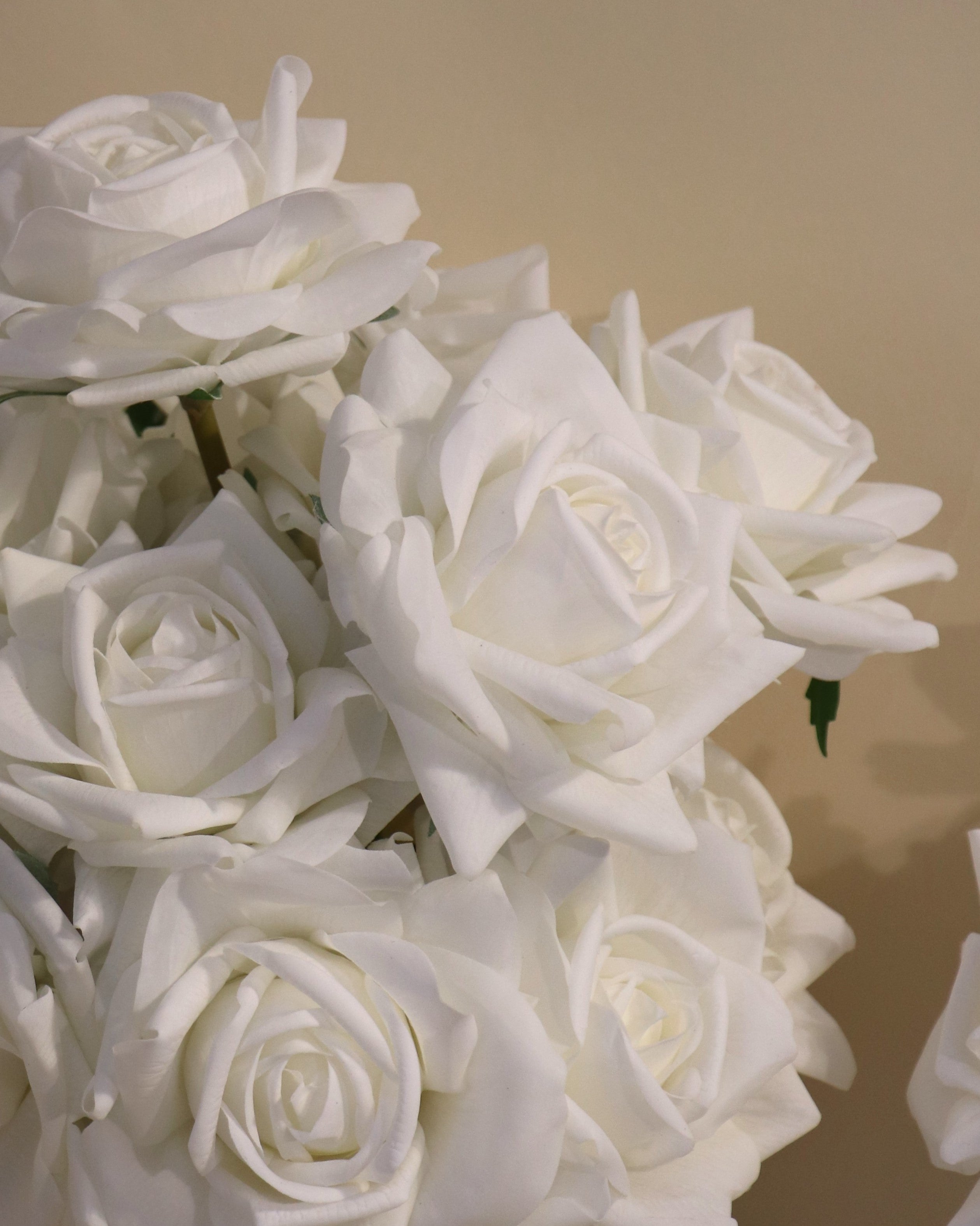 White Swan - Bouquets (3 sizes)