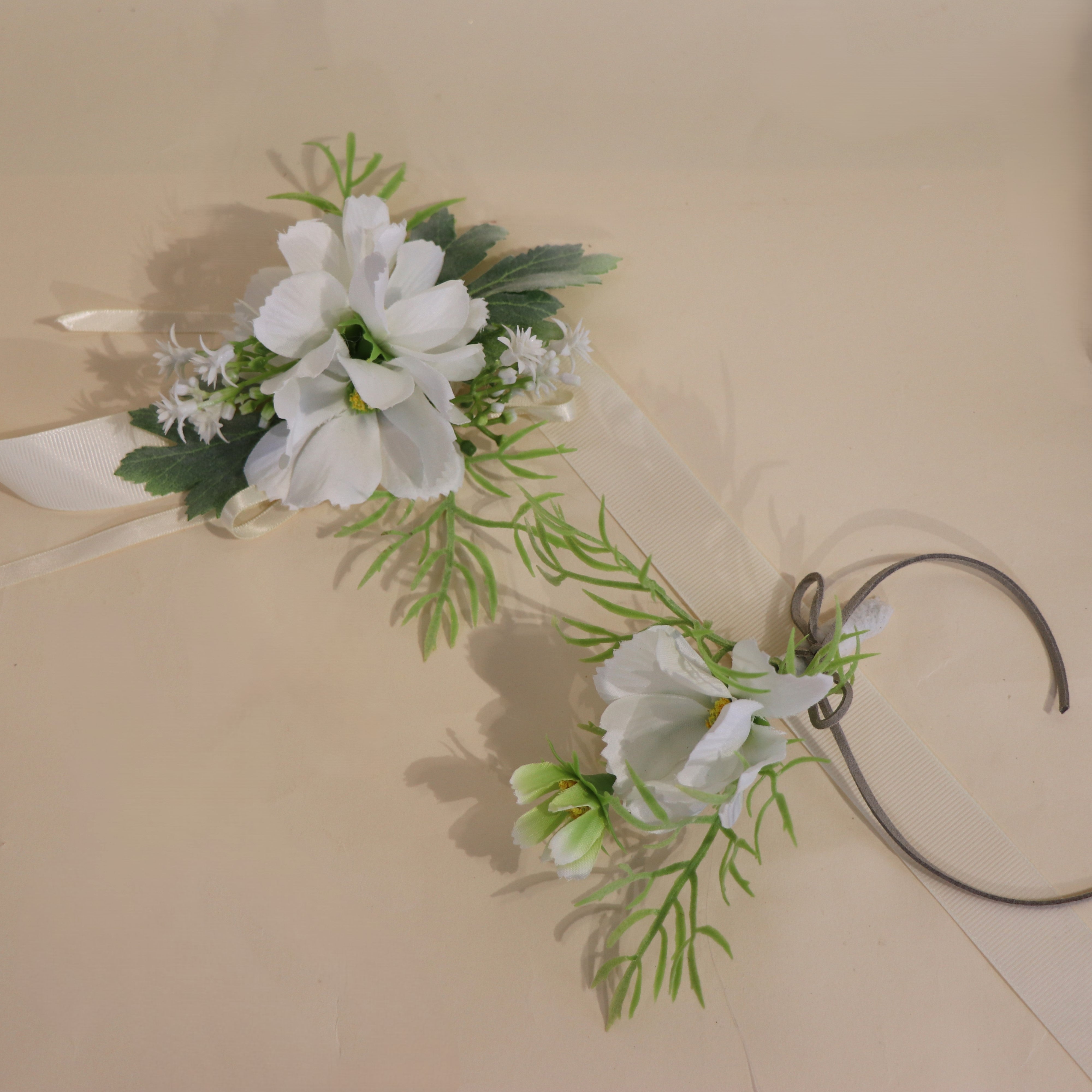 Mix & Match (White) - Buttonhole & Corsage