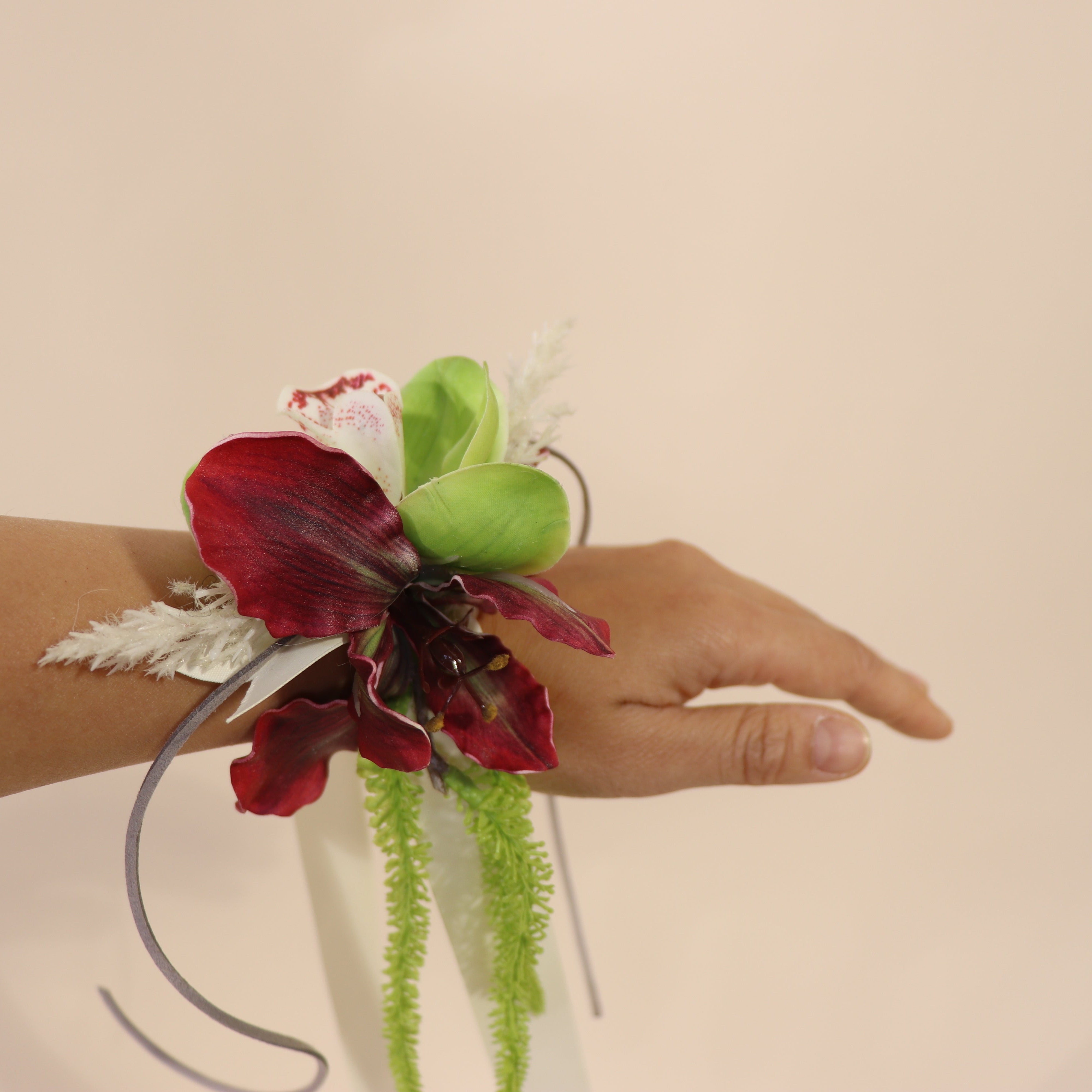 Burgundy Desire - Corsage