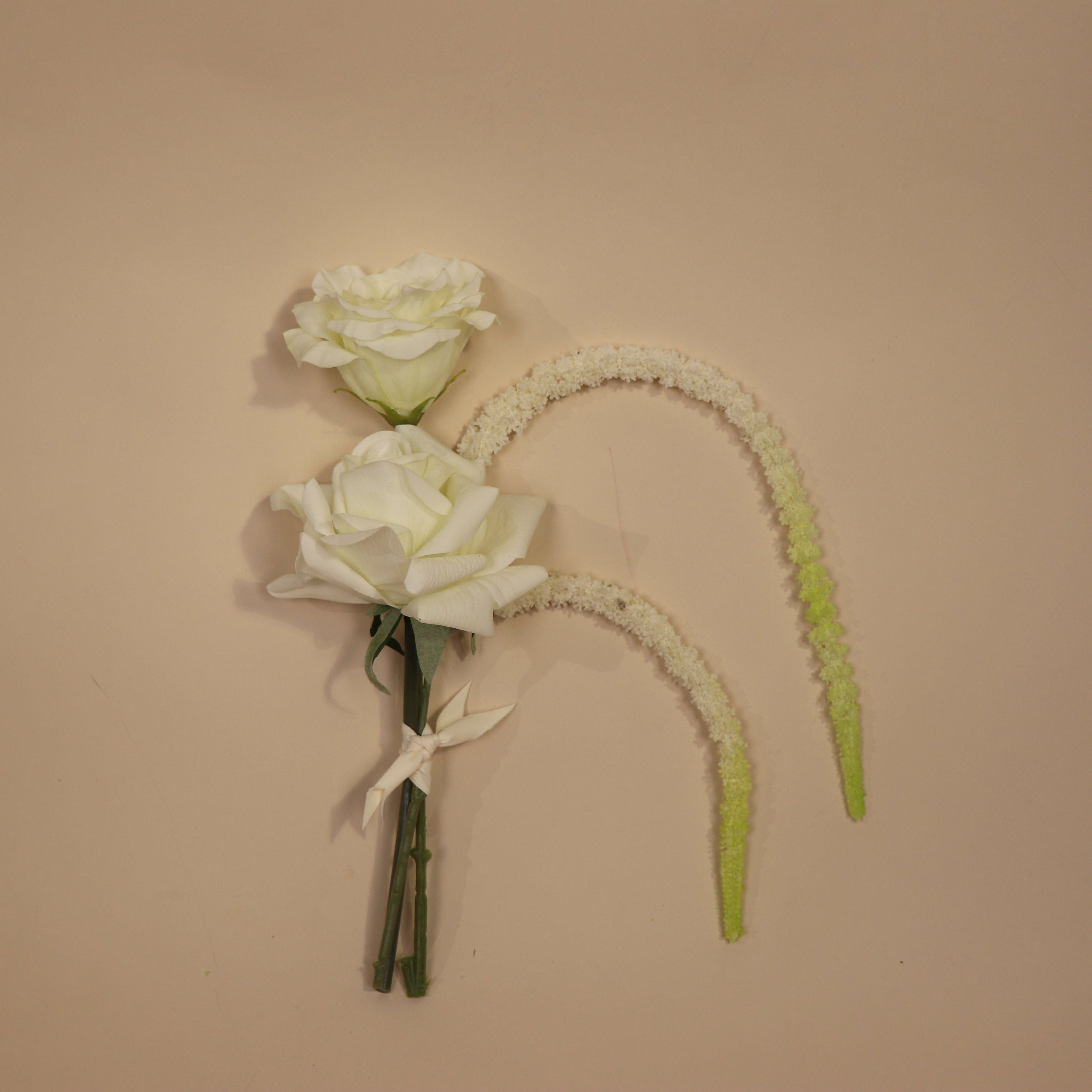 Pearl Allure - Vase Flowers (5 options)